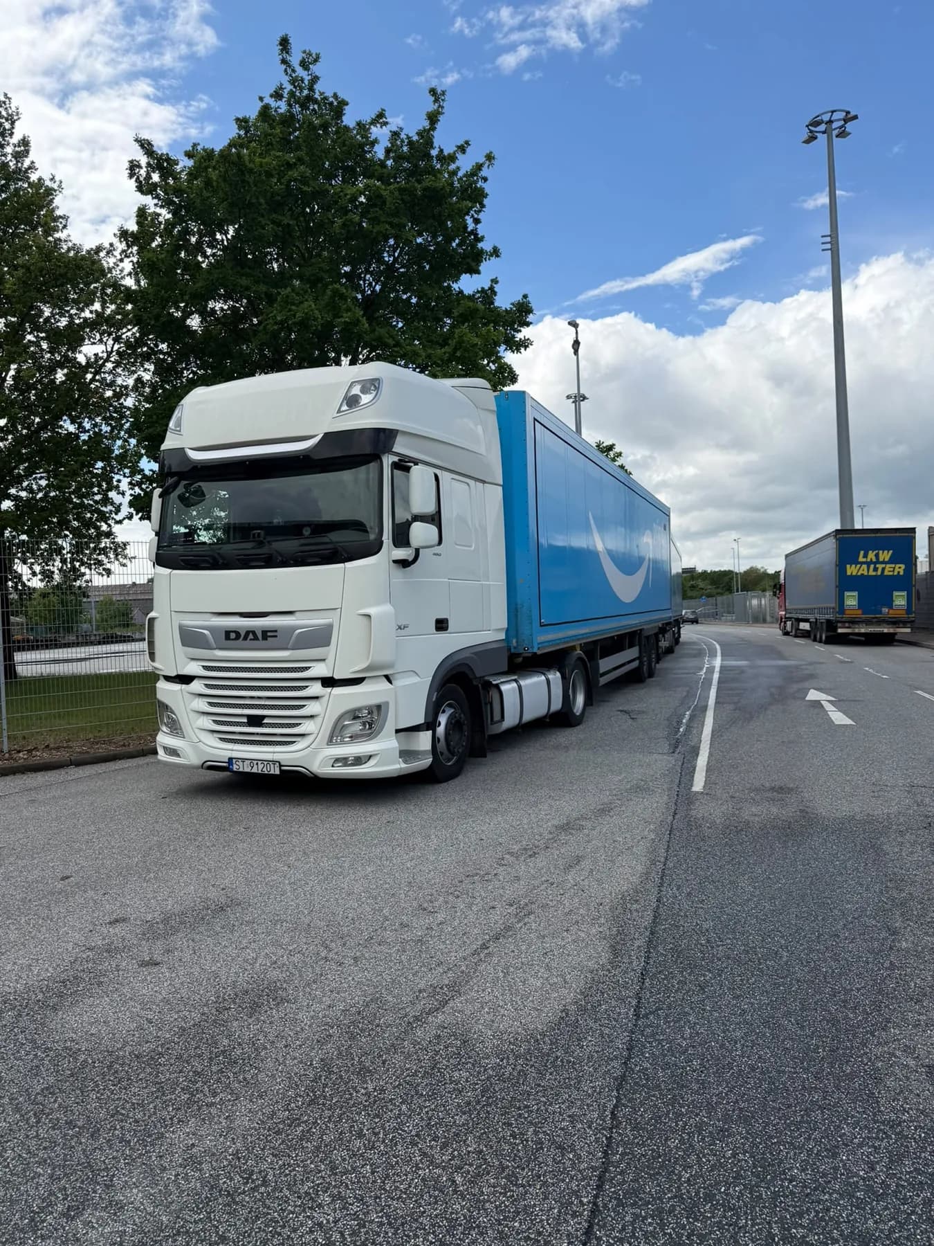 Pojazd transportowy — zdjęcie z galerii KRDG Logistics 9